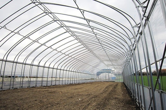 パイプハウス施工事例】 牛舎 間口10.8m×奥行43.2m×肩高4.0m . . . #パイプハウス #ビニールハウス #多目的ハウス #486 パイプハウス #単管パイプハウス #大型ビニールハウス #低コスト耐候性ハウス #全天候型ハウス #ビニールハウス倉庫 #テント倉庫 #テントハウス  #D型 